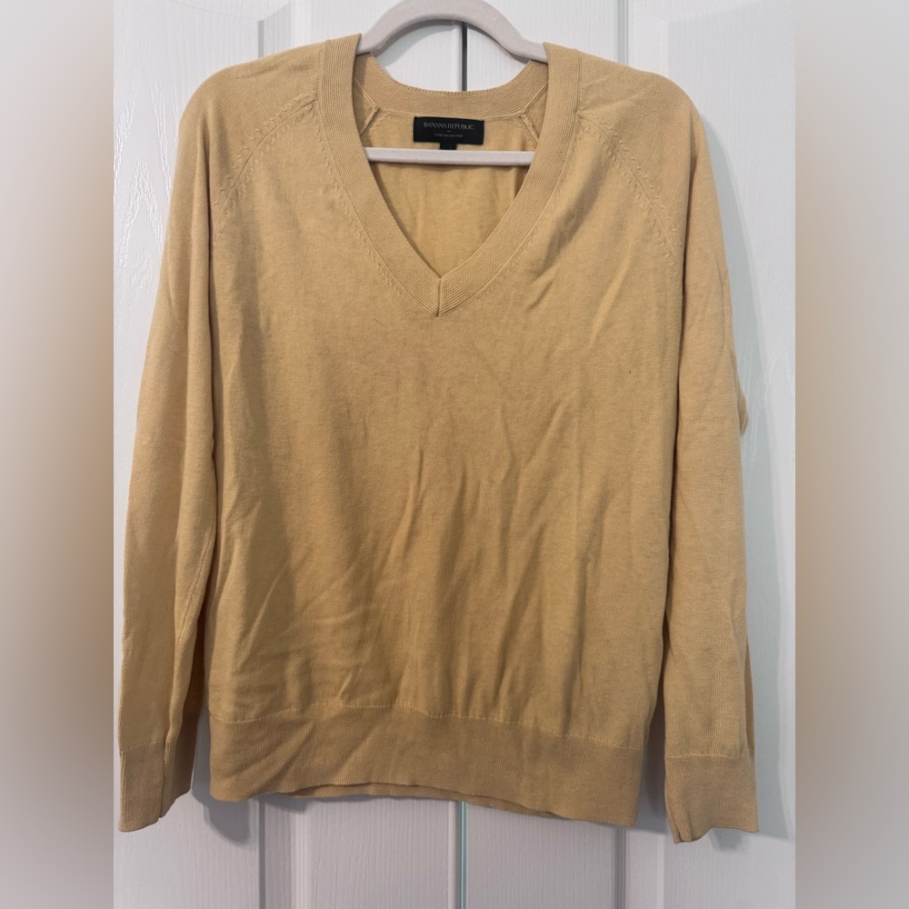 Banana Republic Forever Sweater